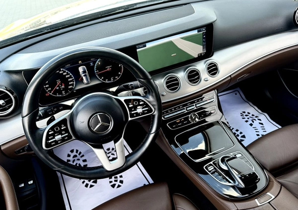 Mercedes-Benz Klasa E cena 116999 przebieg: 149542, rok produkcji 2018 z Sośnicowice małe 631